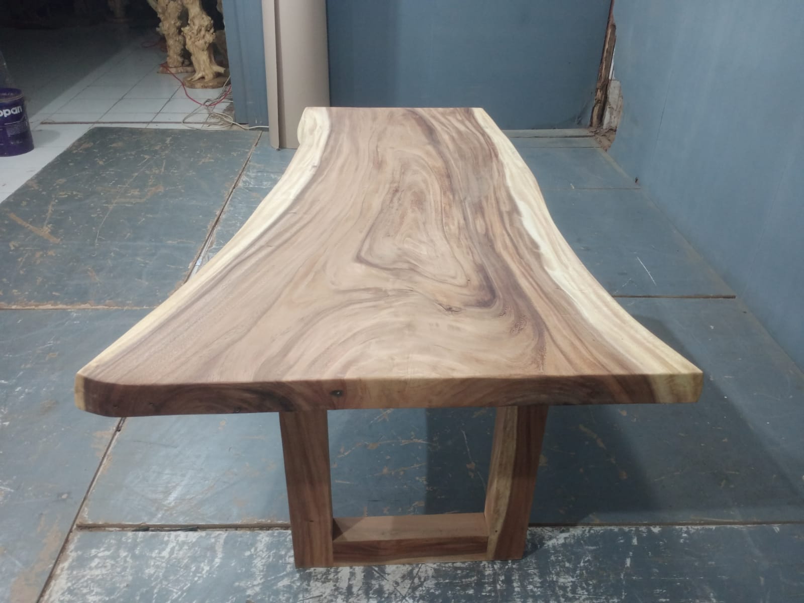 Live Edge Tables