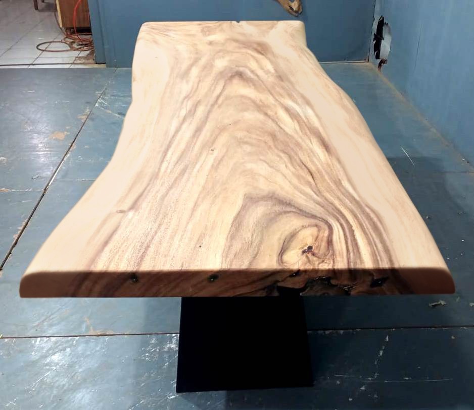Live Edge Tables
