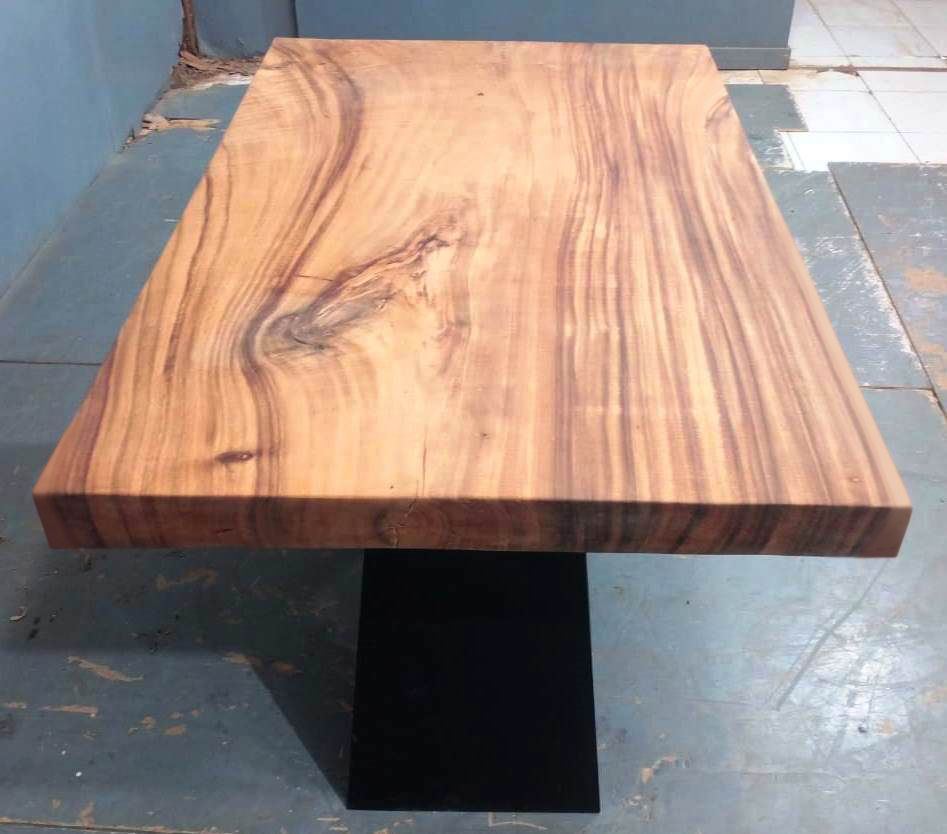 Live Edge Tables