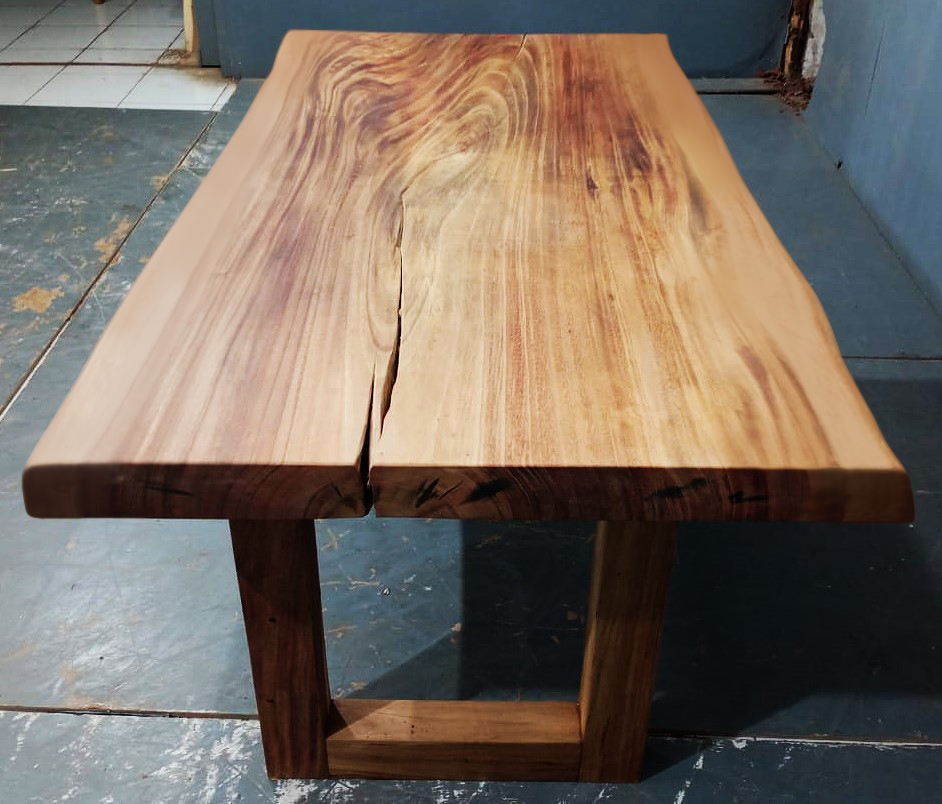 Live Edge Tables