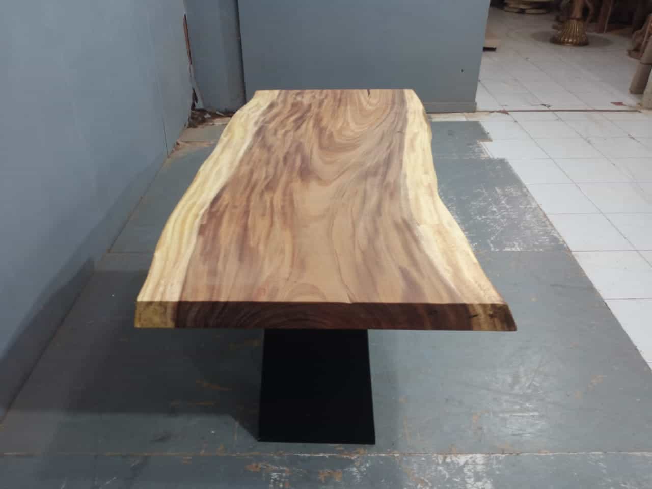 Live Edge Tables
