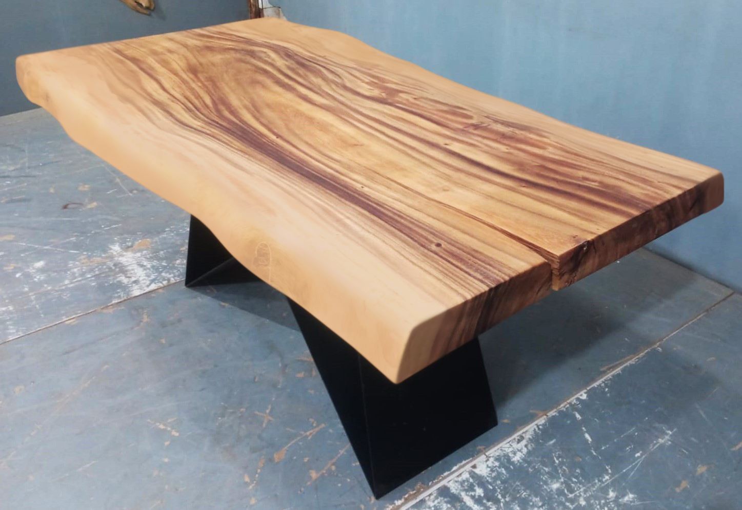 Live Edge Tables