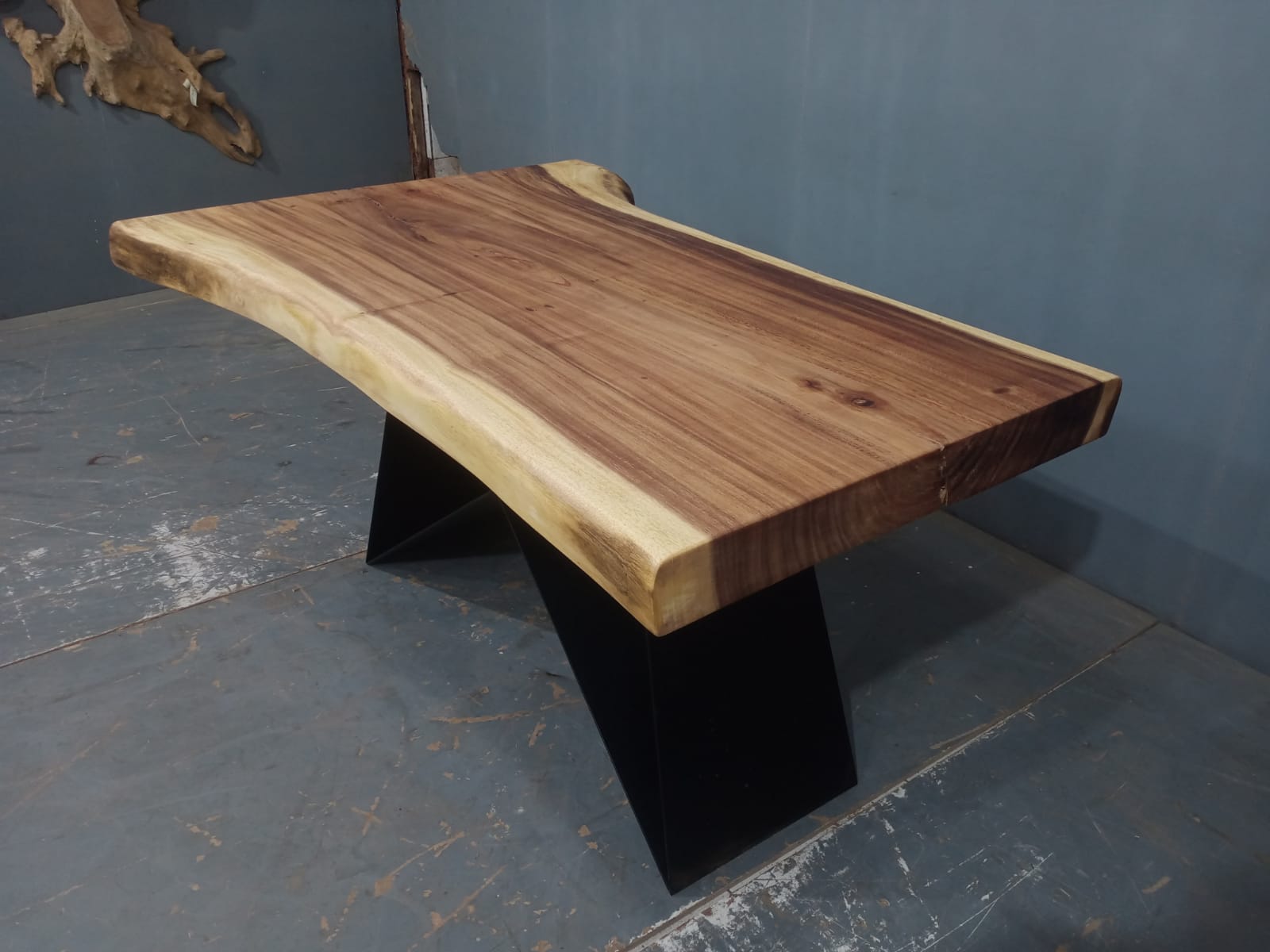 Live Edge Tables