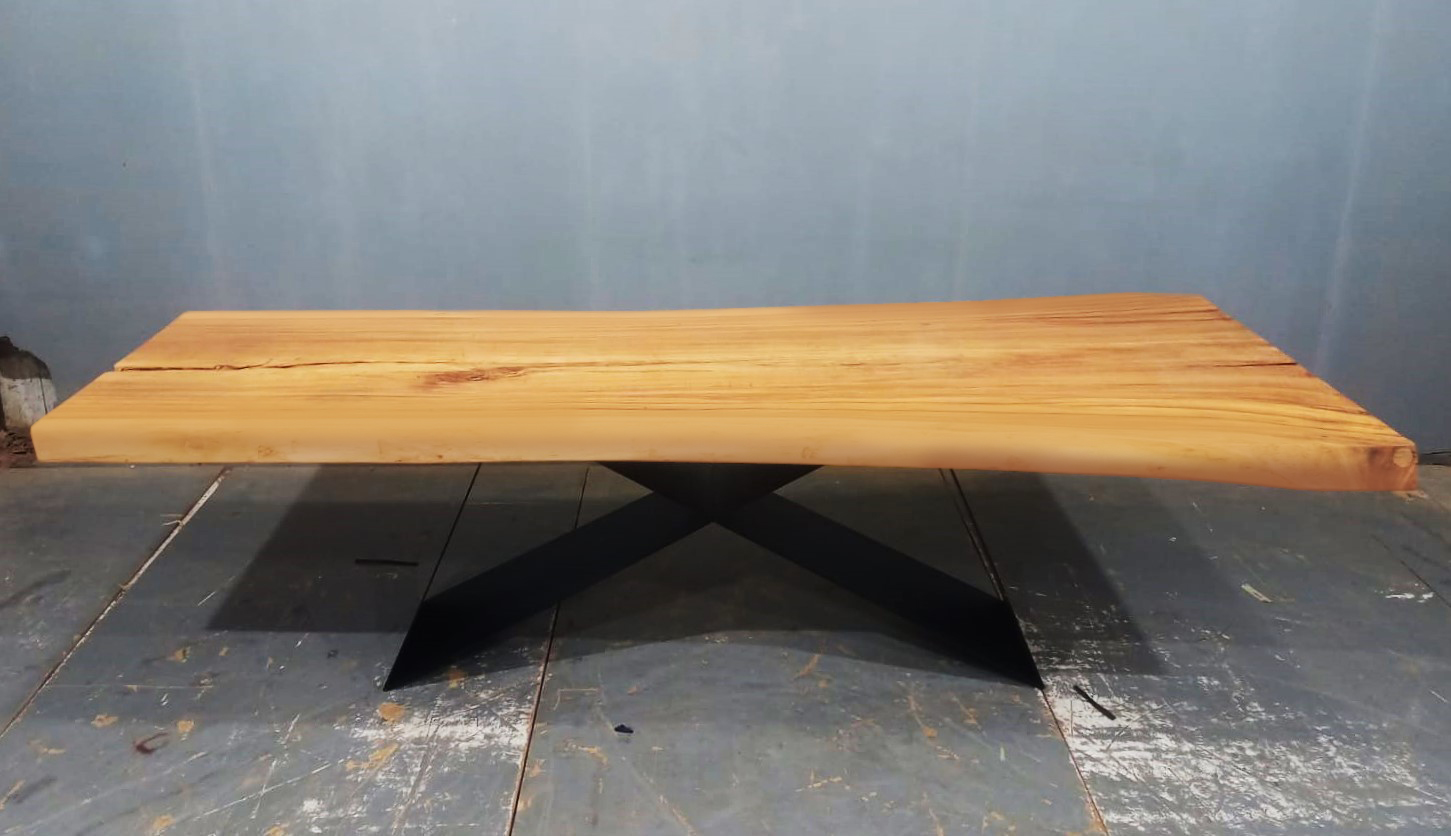 LIVE EDGE TABLES