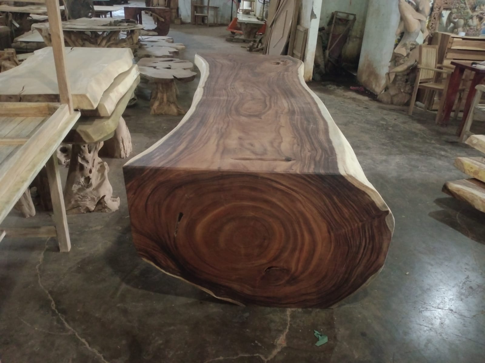 Live Edge Tables