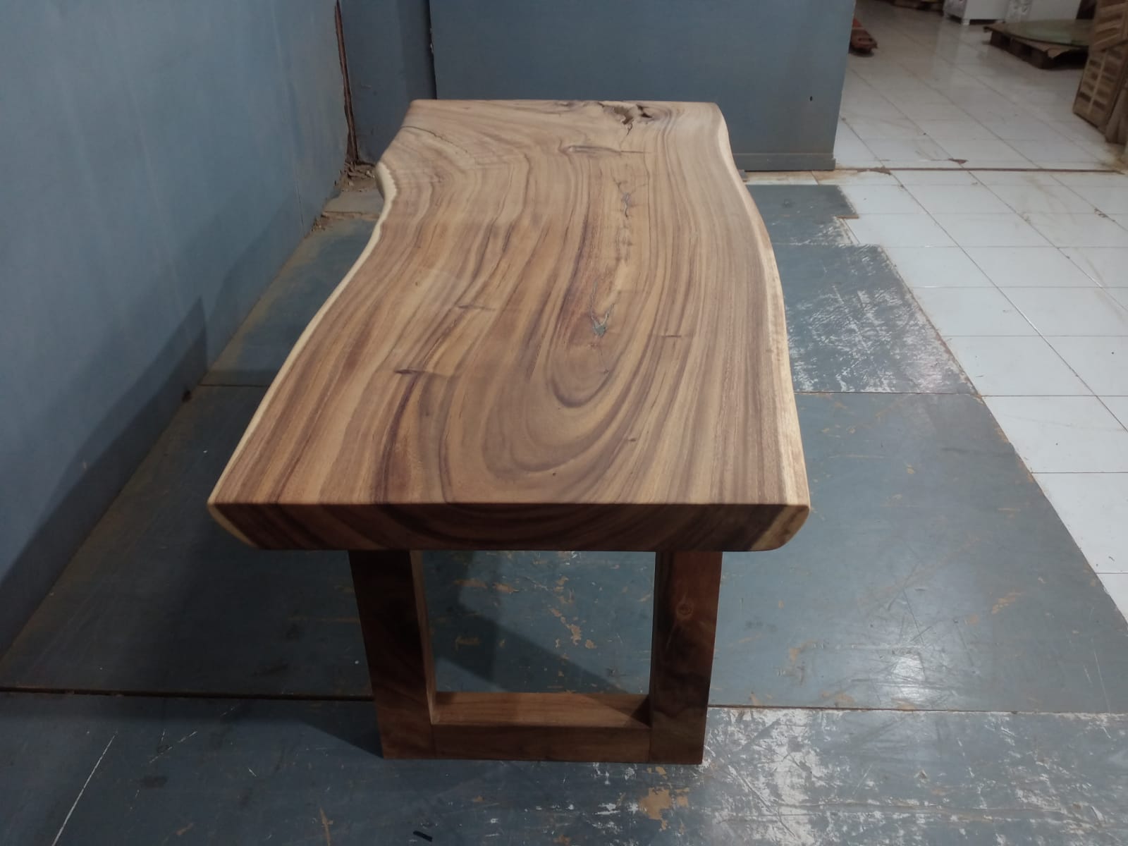 Live Edge Tables