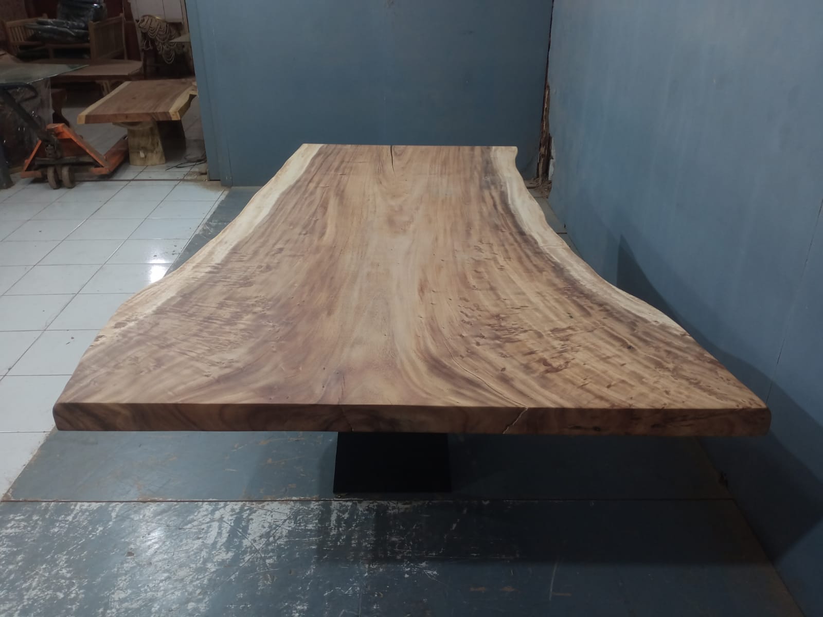 Live Edge Tables