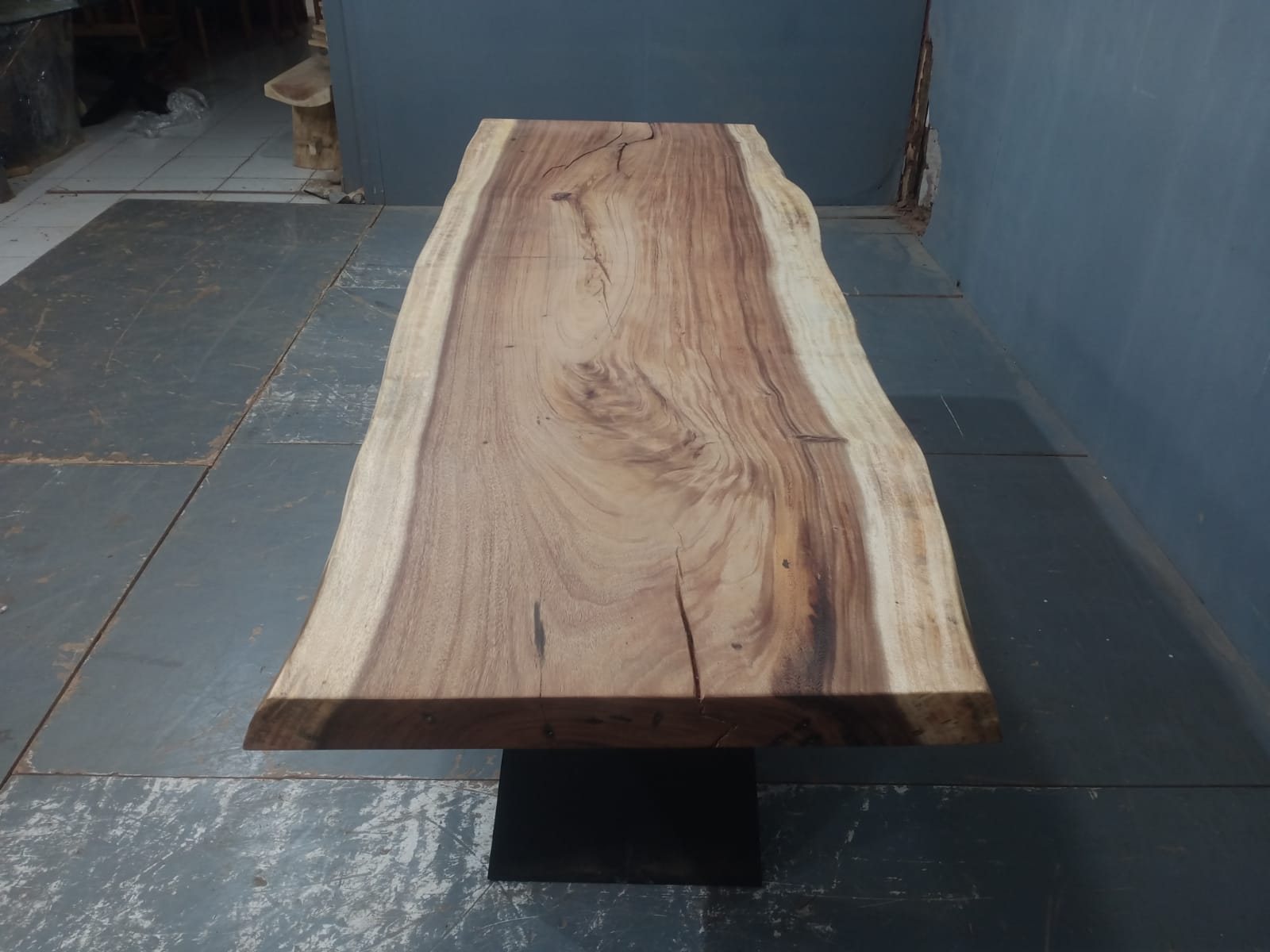 Live Edge Tables
