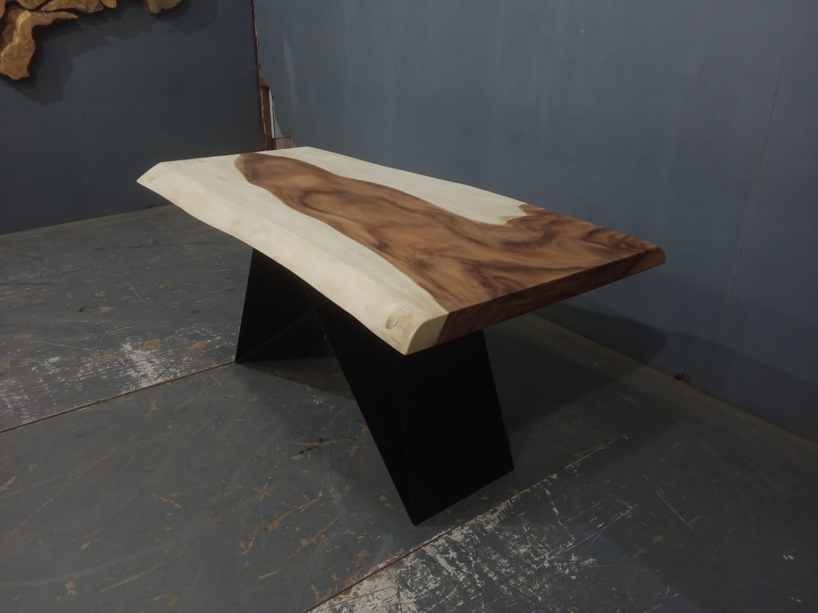 Live Edge Tables