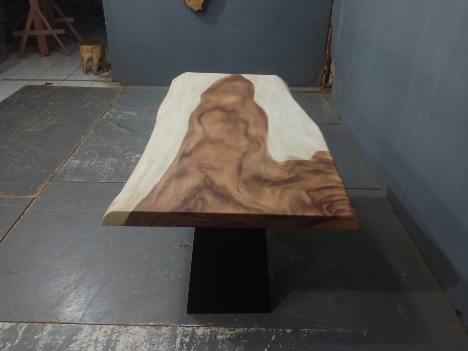Live Edge Tables