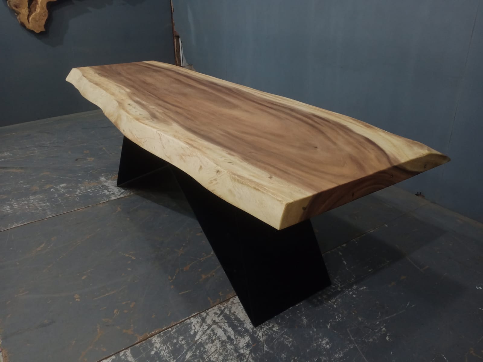 Live Edge Tables