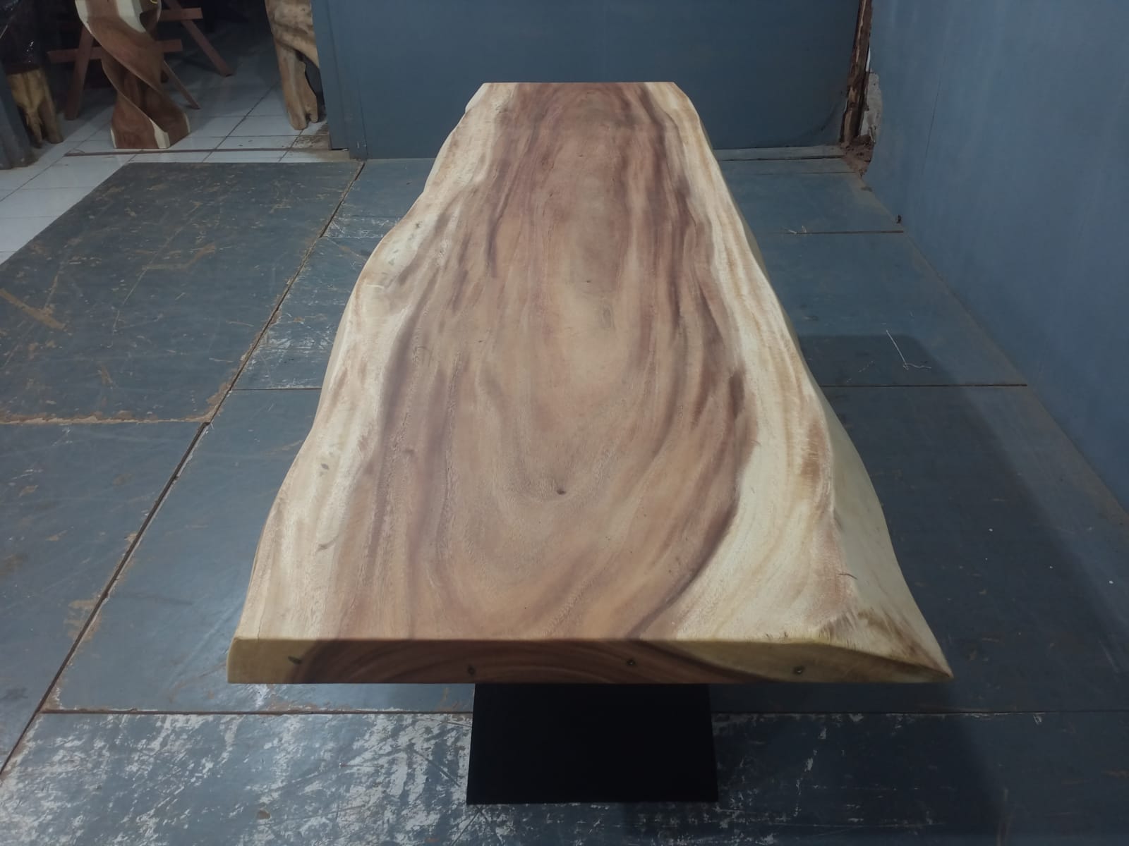 Live Edge Tables